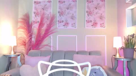 DANI online show from 10/27/25, 07:07