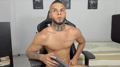 Snapshot of curtis_blake chatting on 09/16/25, 01:39 curtis_blake online show from 09/16/25, 01:39