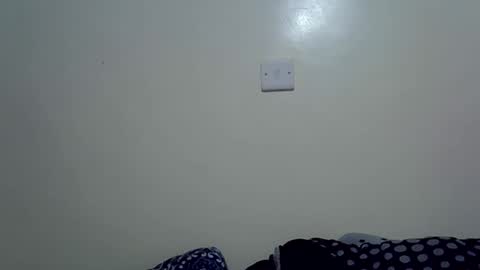 SALLY online show from 04/12/26, 02:11