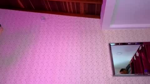 curvy_and_petite23_aws online show from 10/04/25, 10:30