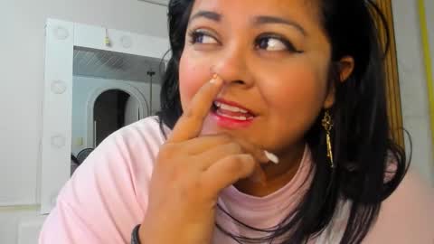  Hanna  online show from 11/16/25, 12:00