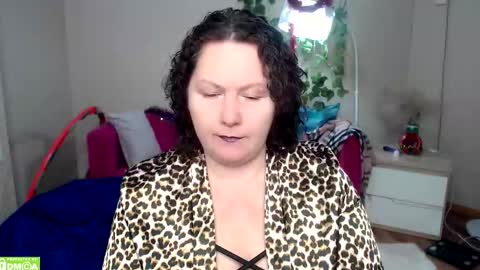 curvy_girlz online show from 12/20/25, 04:36