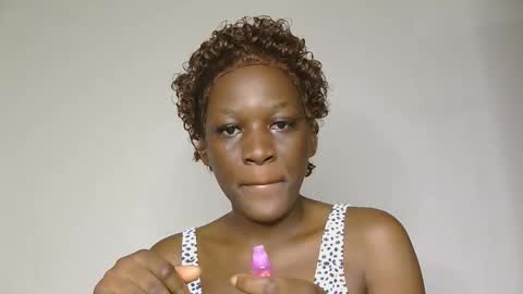 curvy_kittie online show from 05/17/26, 03:26