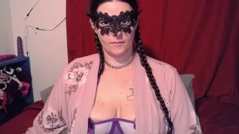 Celine Fawe online show from 05/28/26, 11:02