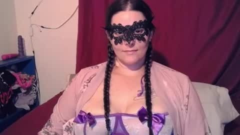 Snapshot of curvygamerceline chatting on 06/21/26, 05:10 Celine Fawe online show from 06/21/26, 05:10
