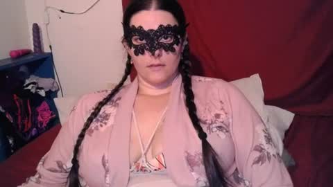Snapshot of curvygamerceline chatting on 07/02/26, 03:17 Celine Fawe online show from 07/02/26, 03:17