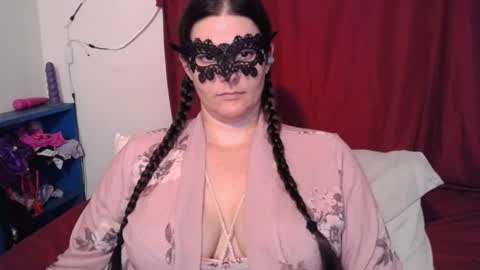 Snapshot of curvygamerceline chatting on 07/06/26, 06:54 Celine Fawe online show from 07/06/26, 06:54