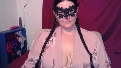Snapshot of curvygamerceline chatting on 08/03/26, 05:49 Celine Fawe online show from 08/03/26, 05:49