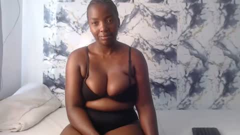 curvyj255 online show from 07/17/26, 08:21