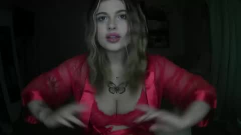Snapshot of curvykassi chatting on 02/15/25, 06:23 curvykassi online show from 02/15/25, 06:23