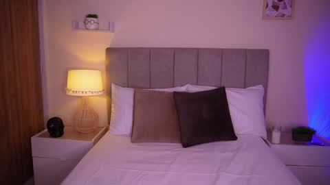 Samantha online show from 01/30/25, 03:19