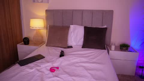 Samantha online show from 01/30/25, 06:21