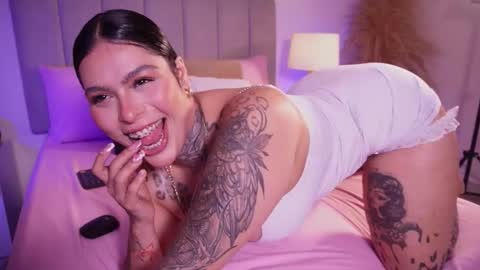 Samantha online show from 02/24/26, 07:56