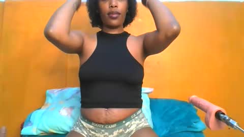 curvylyin online show from 02/25/26, 07:51