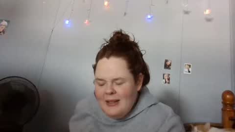 dahlia -kim online show from 02/20/25, 07:08