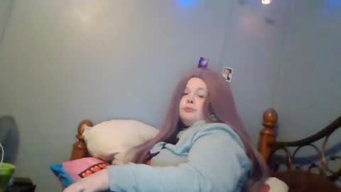 dahlia -kim online show from 02/21/25, 12:49