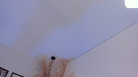 Snapshot of cute__cherry_ chatting on 06/20/26, 07:49 Amber online show from 06/20/26, 07:49