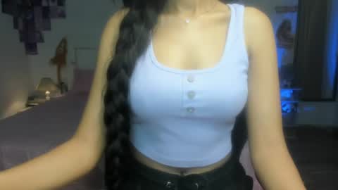 Alisha online show from 07/03/26, 10:27