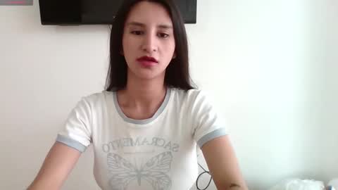 cute_amber_1 online show from 02/18/25, 07:52