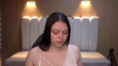 cute_angel_1 online show from 03/19/26, 02:48