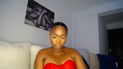 Liya online show from 02/10/25, 11:15