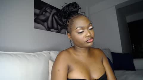 Liya online show from 03/03/25, 04:24