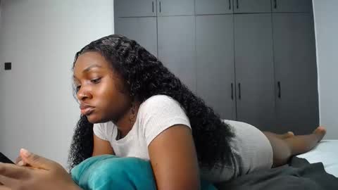 Liya online show from 05/08/26, 10:20