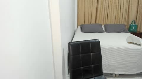 Sara online show from 02/14/25, 06:02