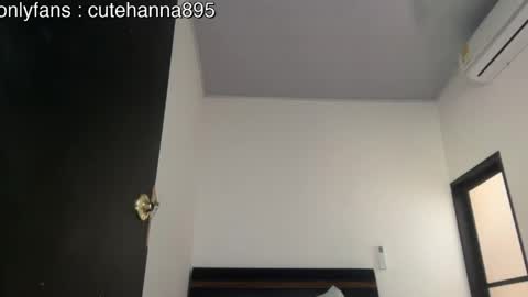 cute online show from 04/16/26, 04:52