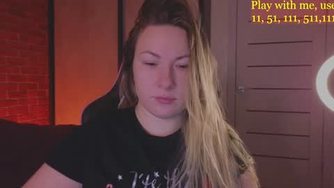 Snapshot of cute_darina chatting on 01/09/25, 01:39 Everyday stream in the same time online show from 01/09/25, 01:39