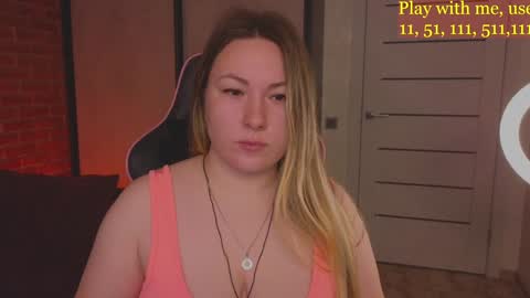 Snapshot of cute_darina chatting on 01/17/25, 01:47 Everyday stream in the same time online show from 01/17/25, 01:47