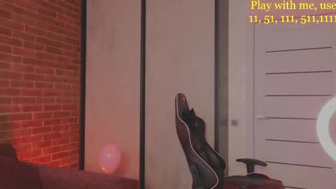 Snapshot of cute_darina chatting on 02/20/25, 08:39 Everyday stream in the same time online show from 02/20/25, 08:39