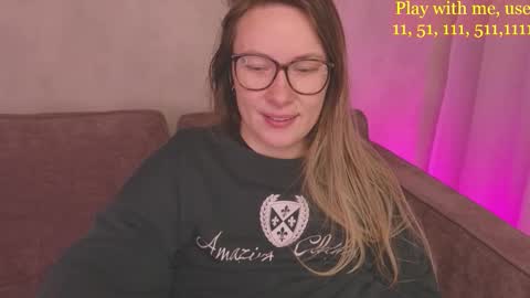 Everyday stream in the same time online show from 12/19/25, 01:12