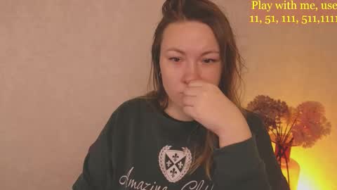 Everyday stream in the same time online show from 03/04/26, 01:44