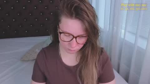 Everyday stream in the same time online show from 05/07/26, 05:35