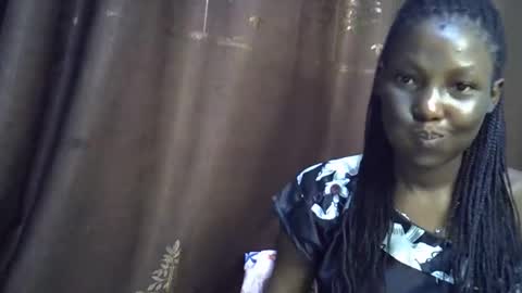 Snapshot of cute_emmy1 chatting on 11/07/25, 08:20 cute_emmy1 online show from 11/07/25, 08:20