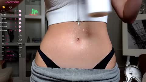 Snapshot of cute_fox_girl chatting on 01/29/25, 01:28 Anne online show from 01/29/25, 01:28