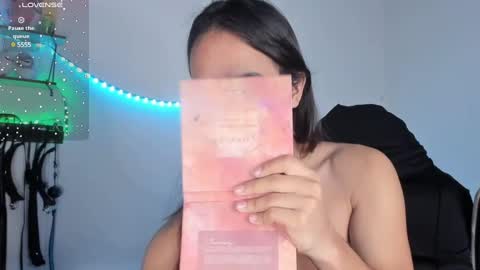 Snapshot of cute_horny12 chatting on 02/24/25, 05:22 Cute horny1 online show from 02/24/25, 05:22