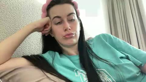 cute_kriss94 online show from 04/26/26, 11:08