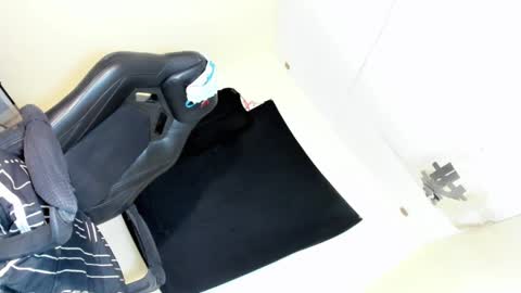 cute_kyanaxx online show from 04/10/26, 08:41