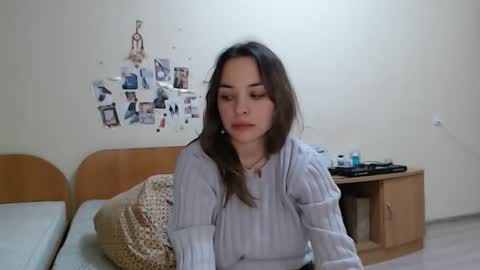 Snapshot of cute_labuba chatting on 11/22/25, 07:57 labubu D online show from 11/22/25, 07:57