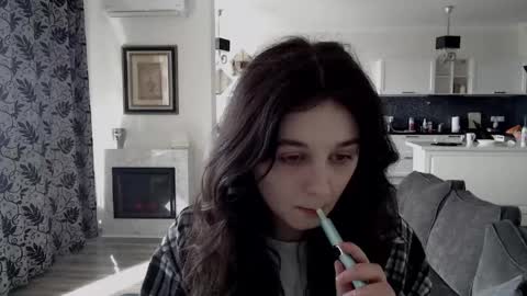 Lilia online show from 05/01/26, 07:02