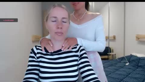 cute_lion_ online show from 10/01/25, 02:56