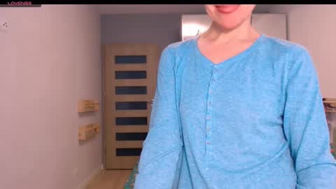 cute_lion_ online show from 01/19/26, 12:53