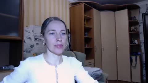 cute_lion_ online show from 04/01/26, 07:33