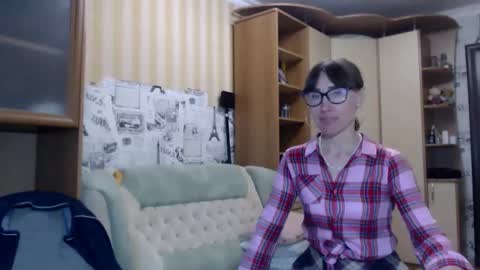 cute_lion_ online show from 06/02/26, 11:23