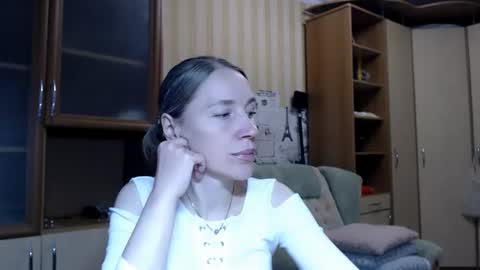 Snapshot of cute_lion_ chatting on 06/20/26, 12:30 cute_lion_ online show from 06/20/26, 12:30