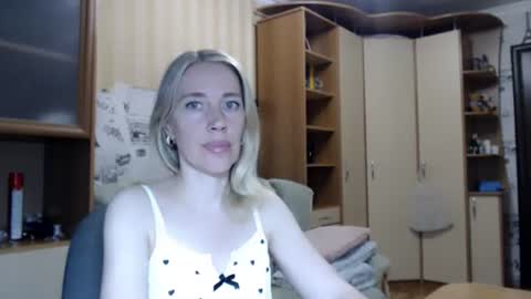 Snapshot of cute_lion_ chatting on 07/15/26, 07:41 cute_lion_ online show from 07/15/26, 07:41