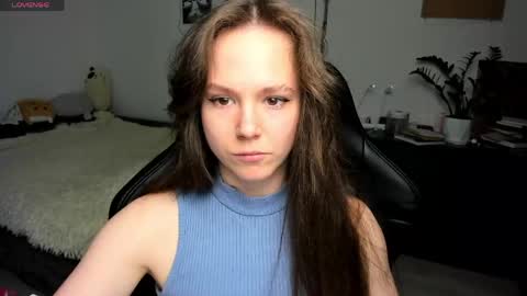 Emily online show from 05/05/26, 03:09