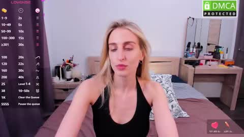 Milana online show from 03/22/26, 11:57